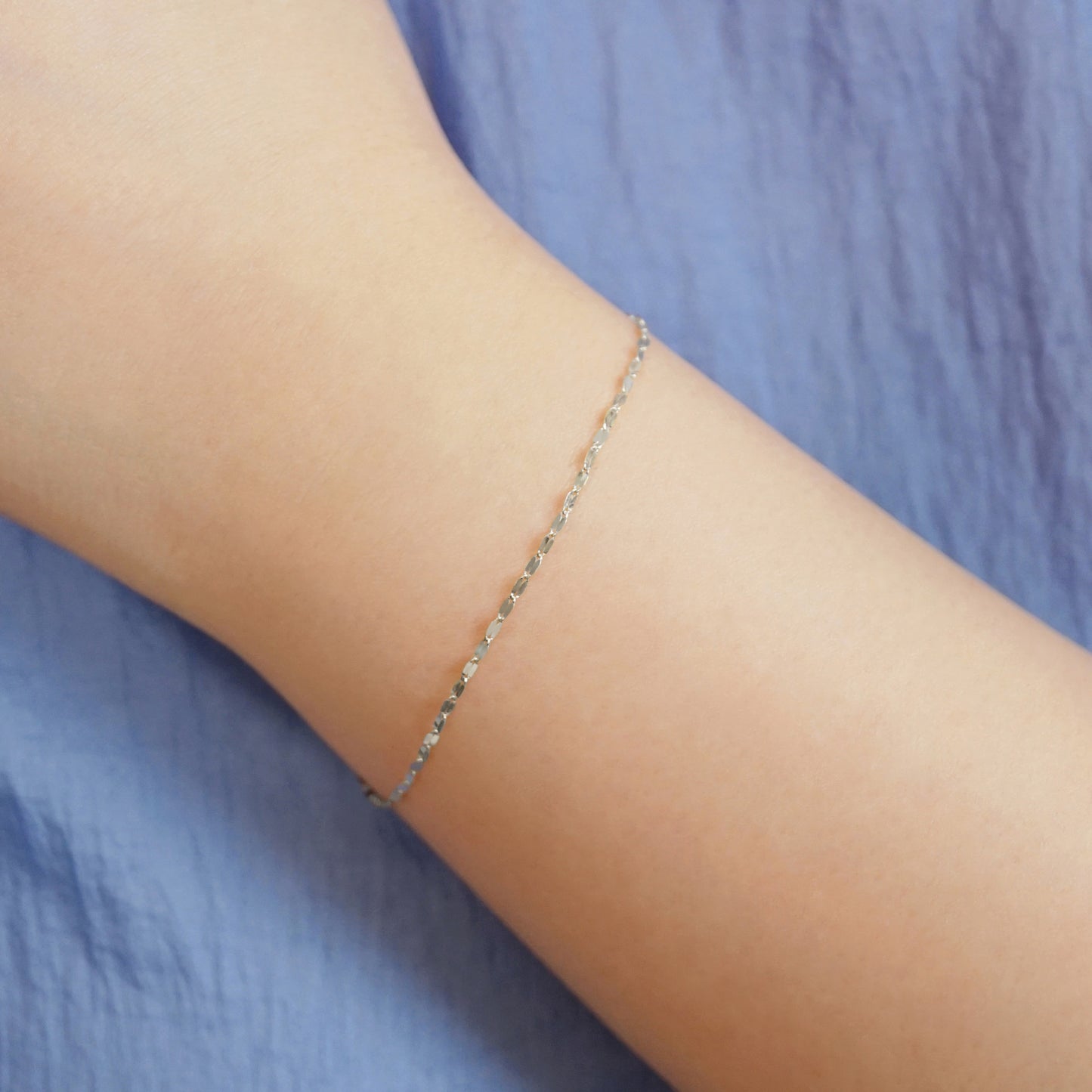 10K Glittering Petal Chain Bracelet (White Gold) - Model Image