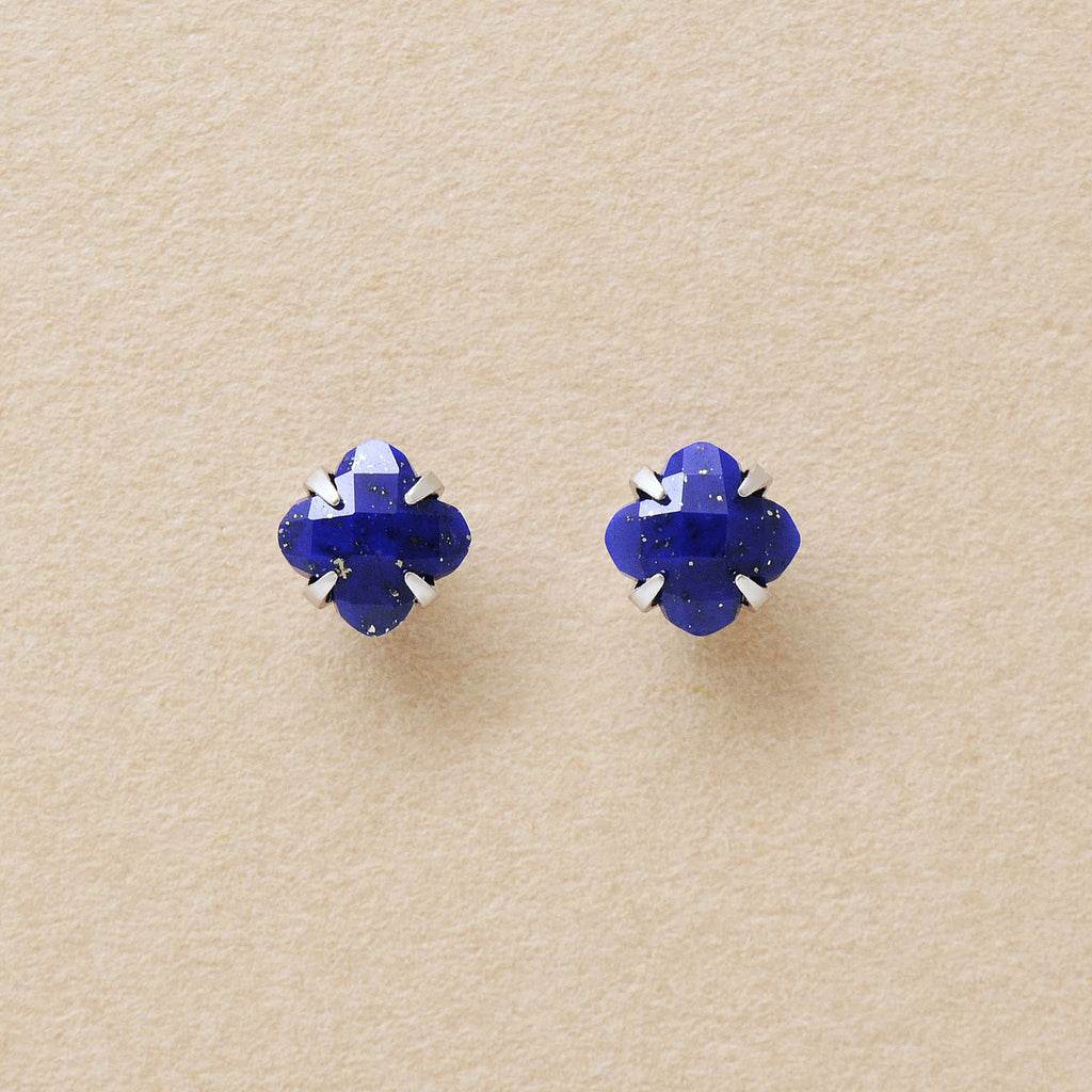 [Second Earrings] Platinum Lily Cut Lapis Lazuli Earrings - Product Image