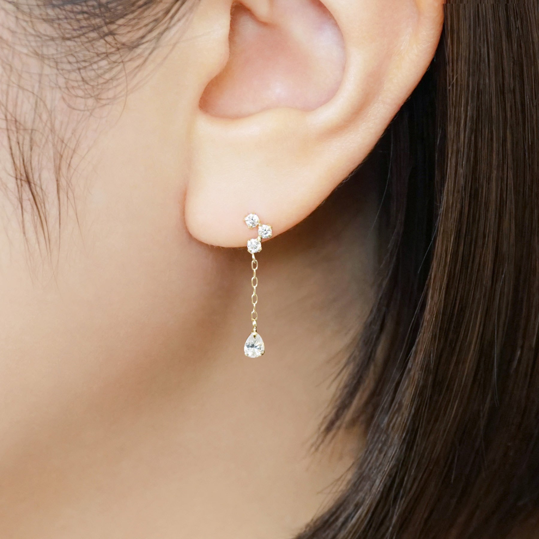 10K 3-Stone Dew Drop Dangle Earrings (Yellow Gold) - Model Image