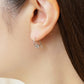 [Palette] Gold Filled Wire Earrings (Platinum Plated) - Model Image