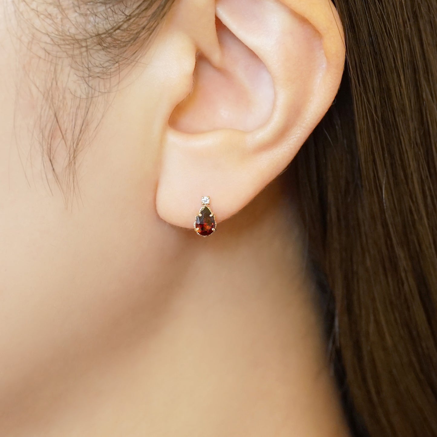 18K/10K Garnet Earrings [Bouquet] (Yellow Gold) - Model Image