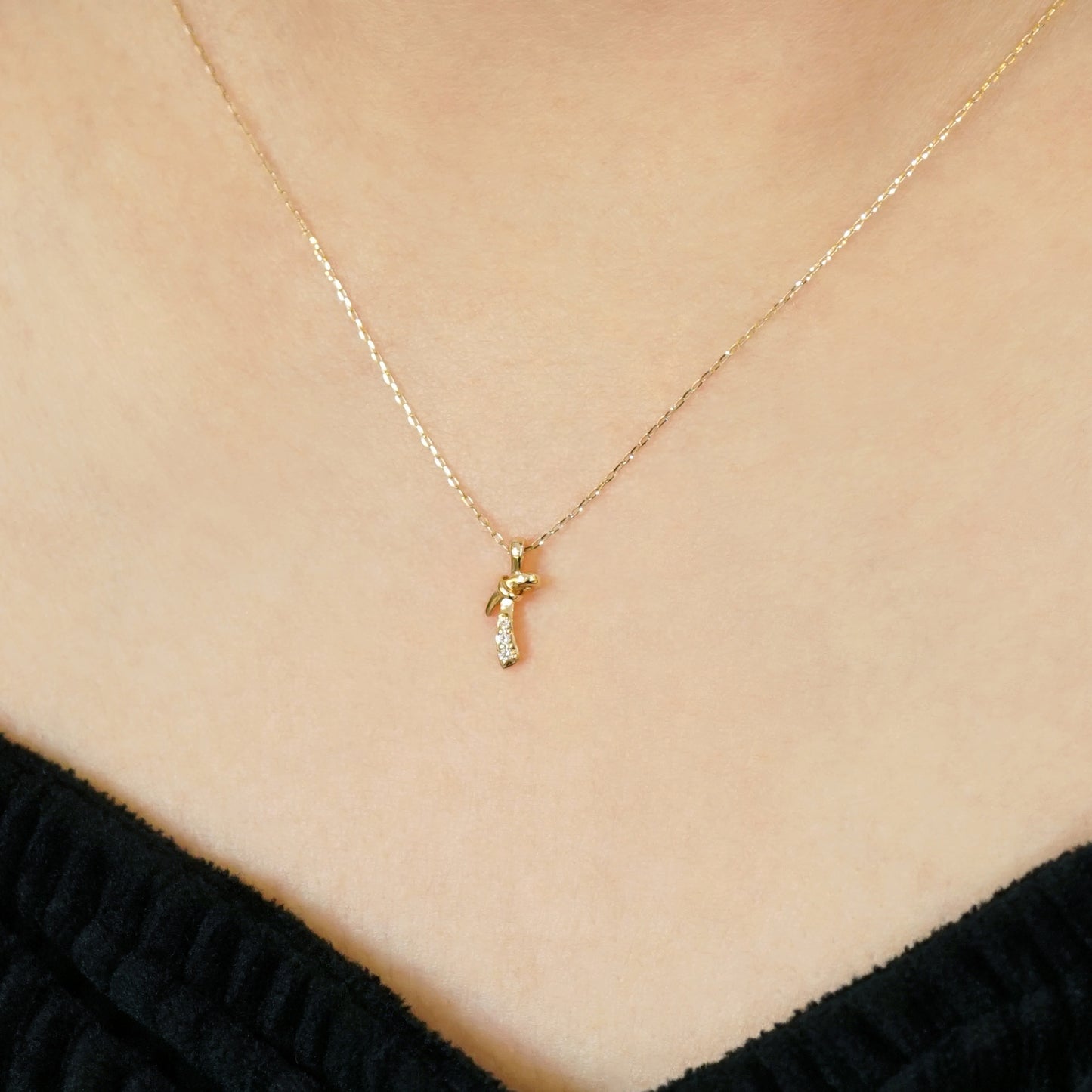 10K Diamond Necklace [Tiny Bow] (Yellow Gold) - Model Image