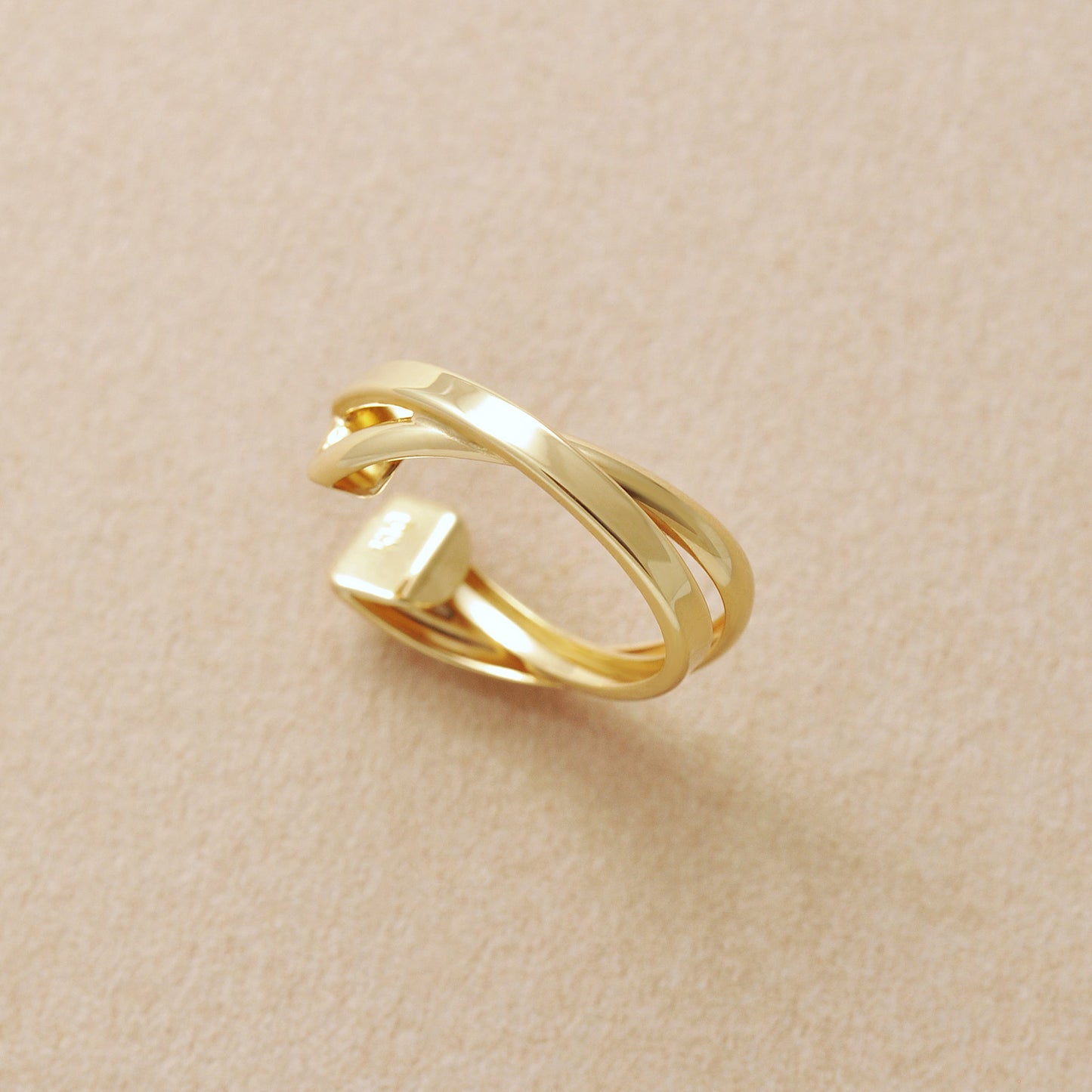 10K Crossed Oval Ear Cuff (Yellow Gold) - Product Image