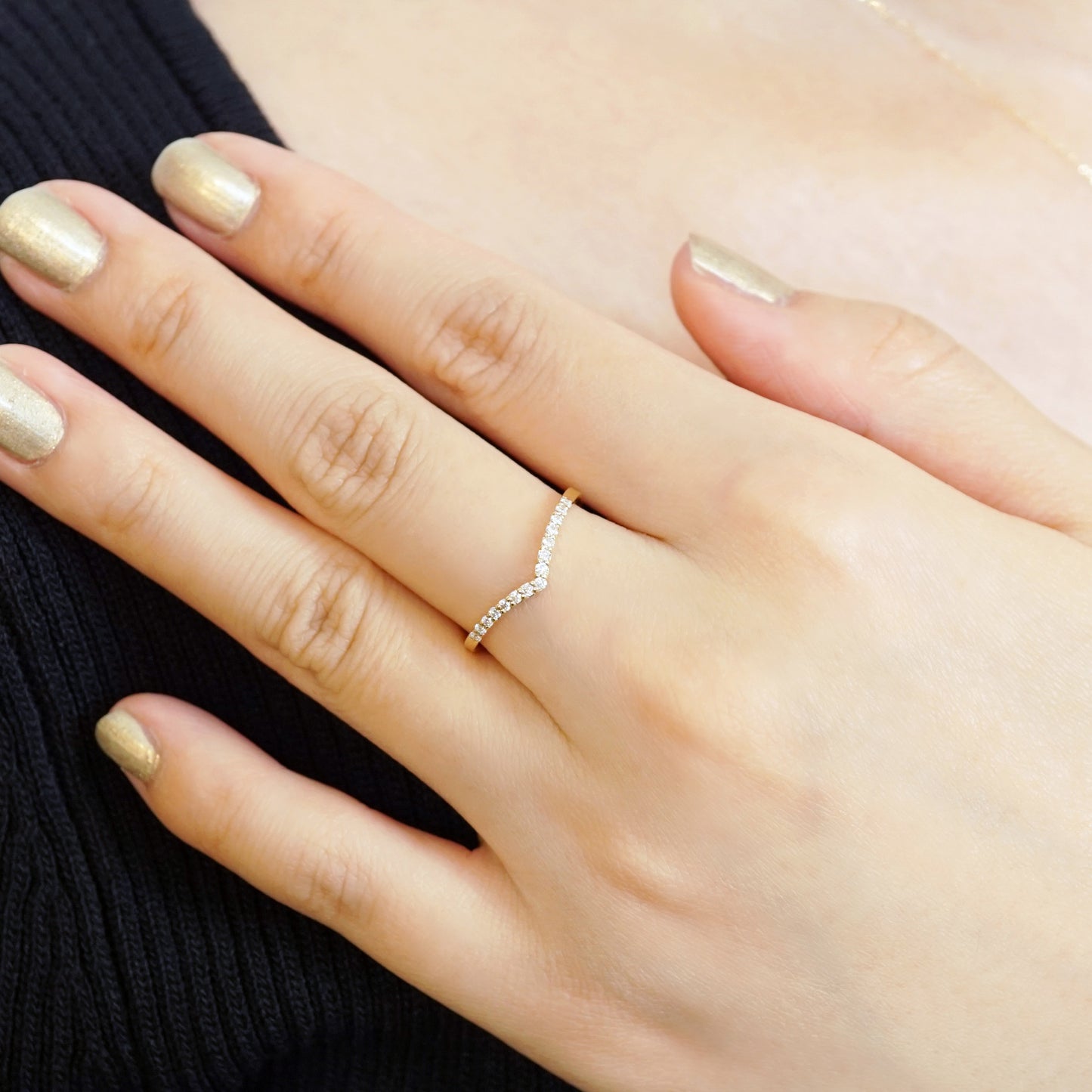 10K Moissanite V-shaped Melee Ring (Yellow Gold) - Model Image