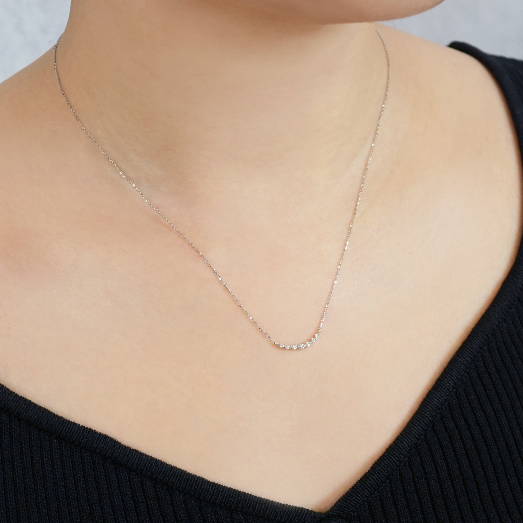 Platinum Diamond Gradation Necklace - Model Image