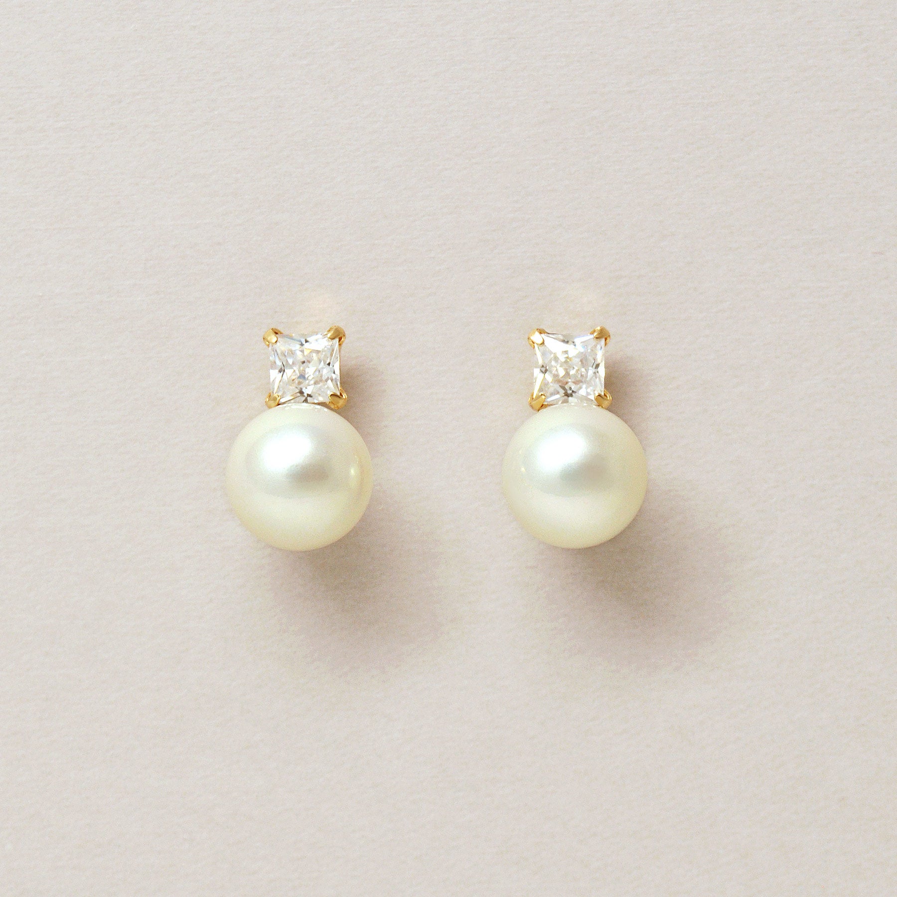 10K Square Shell Pearl Stud Earrings (Yellow Gold) - Product Image