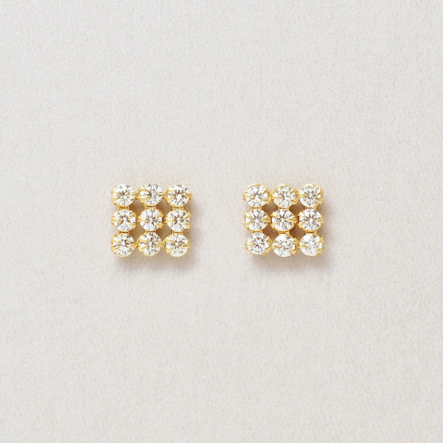 10K 9-Stone Stud Earrings (Yellow Gold) - Product Image