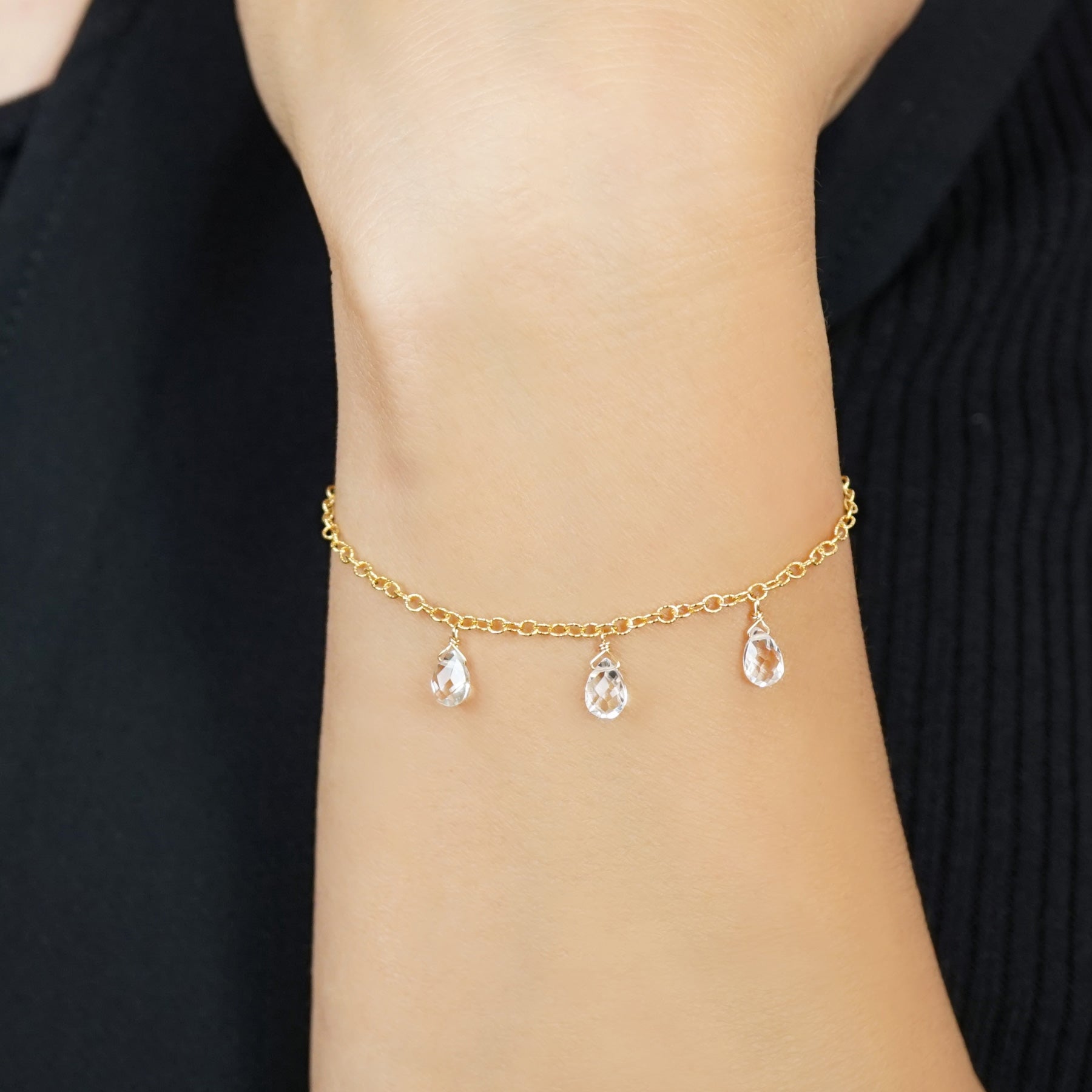 [WEB and Some Store Only] Gold Filled White Topaz Bracelet - Model Image