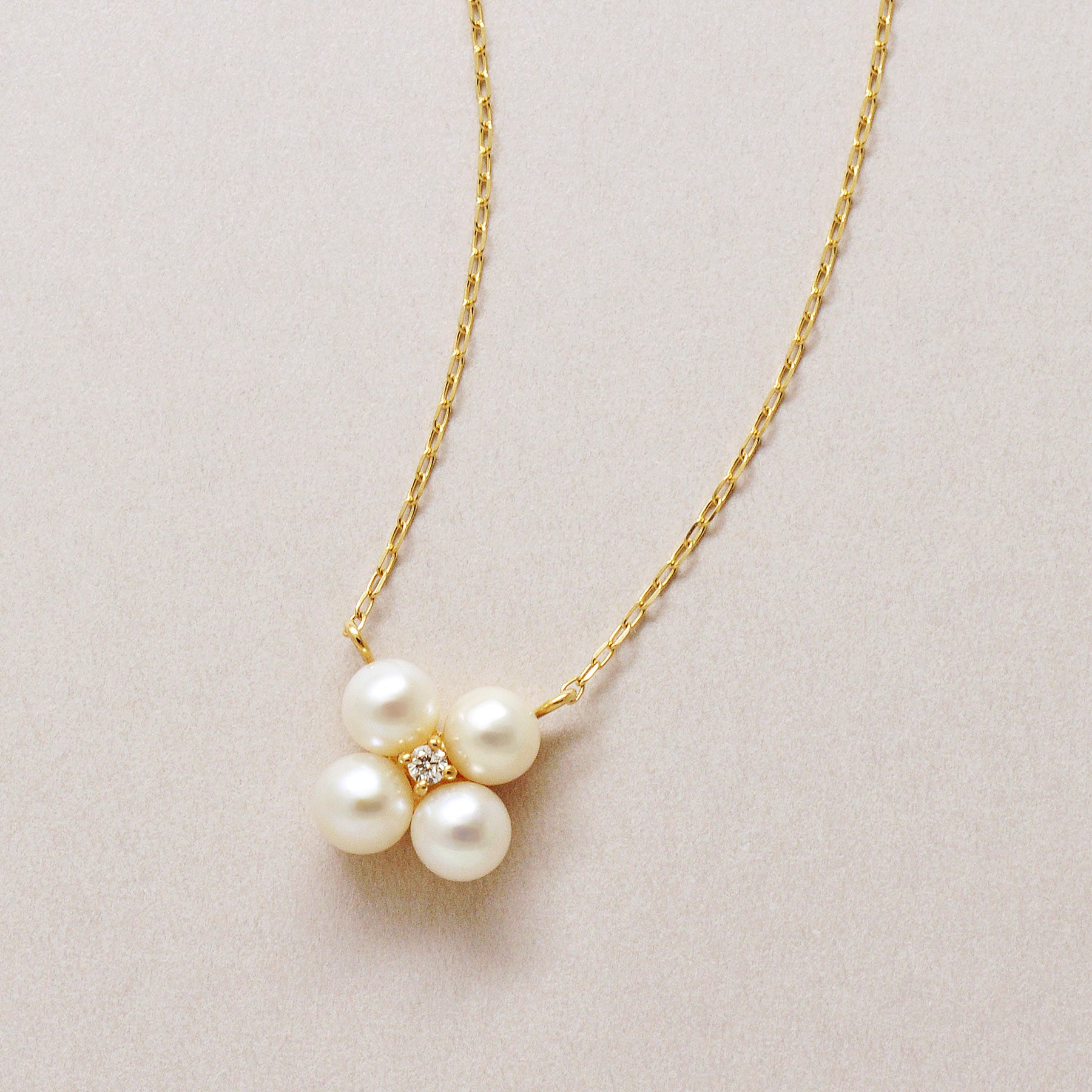 10K Diamond Pearl Clover Necklace (Yellow Gold) - Product Image