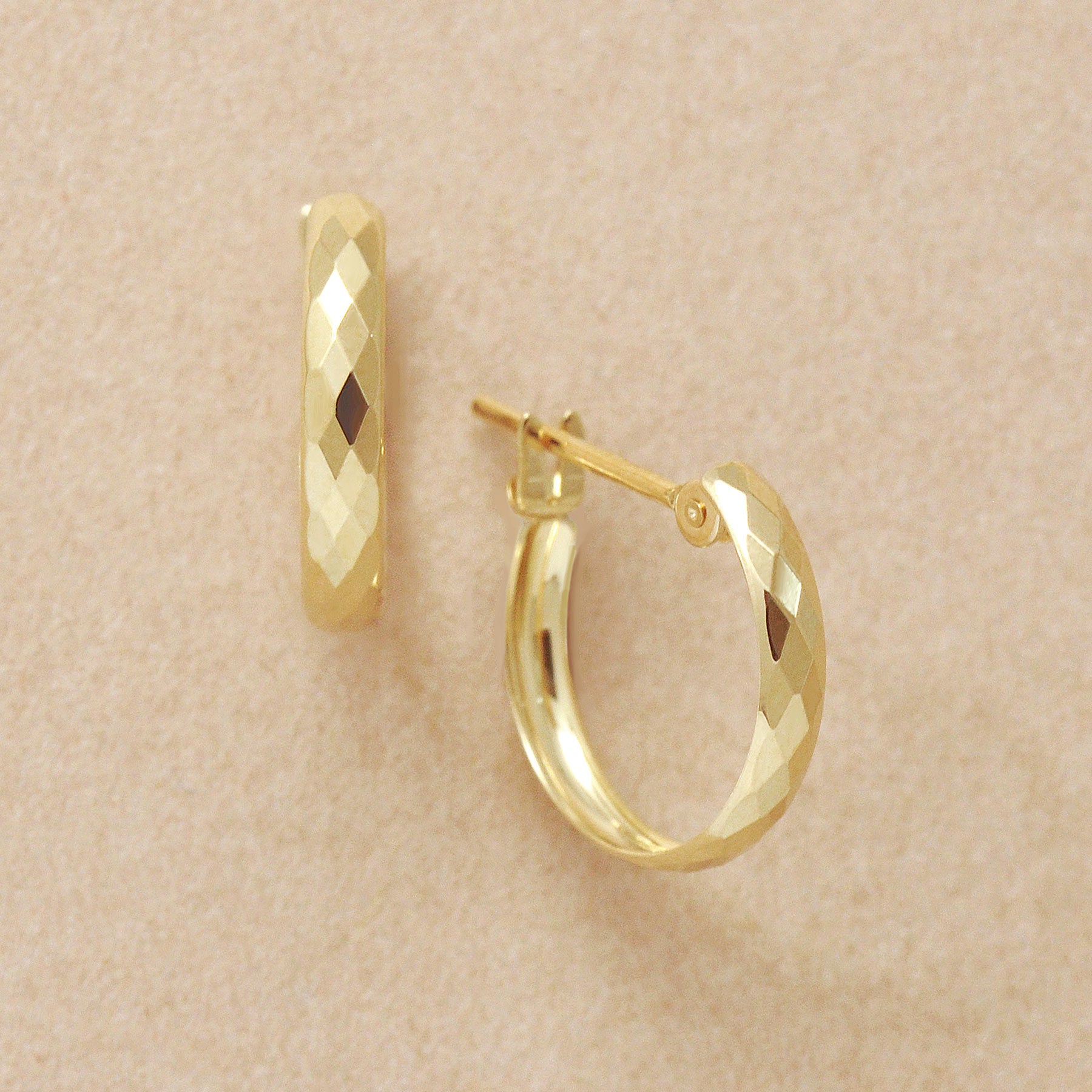 18K/10K Rhombus Pattern Hoop Earrings (Yellow Gold) - Product Image