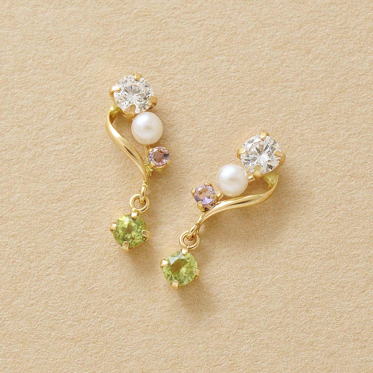 18K/10K Peridot Twist Swinging Earrings (Yellow Gold) - Product Image