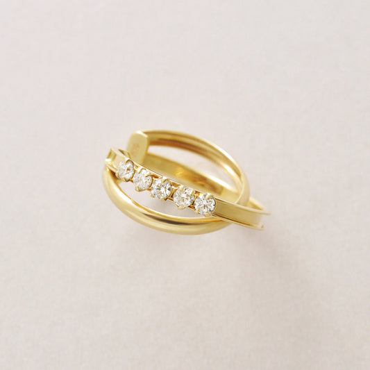 10K Crossed Line Ear Cuff (Yellow Gold) - Product Image