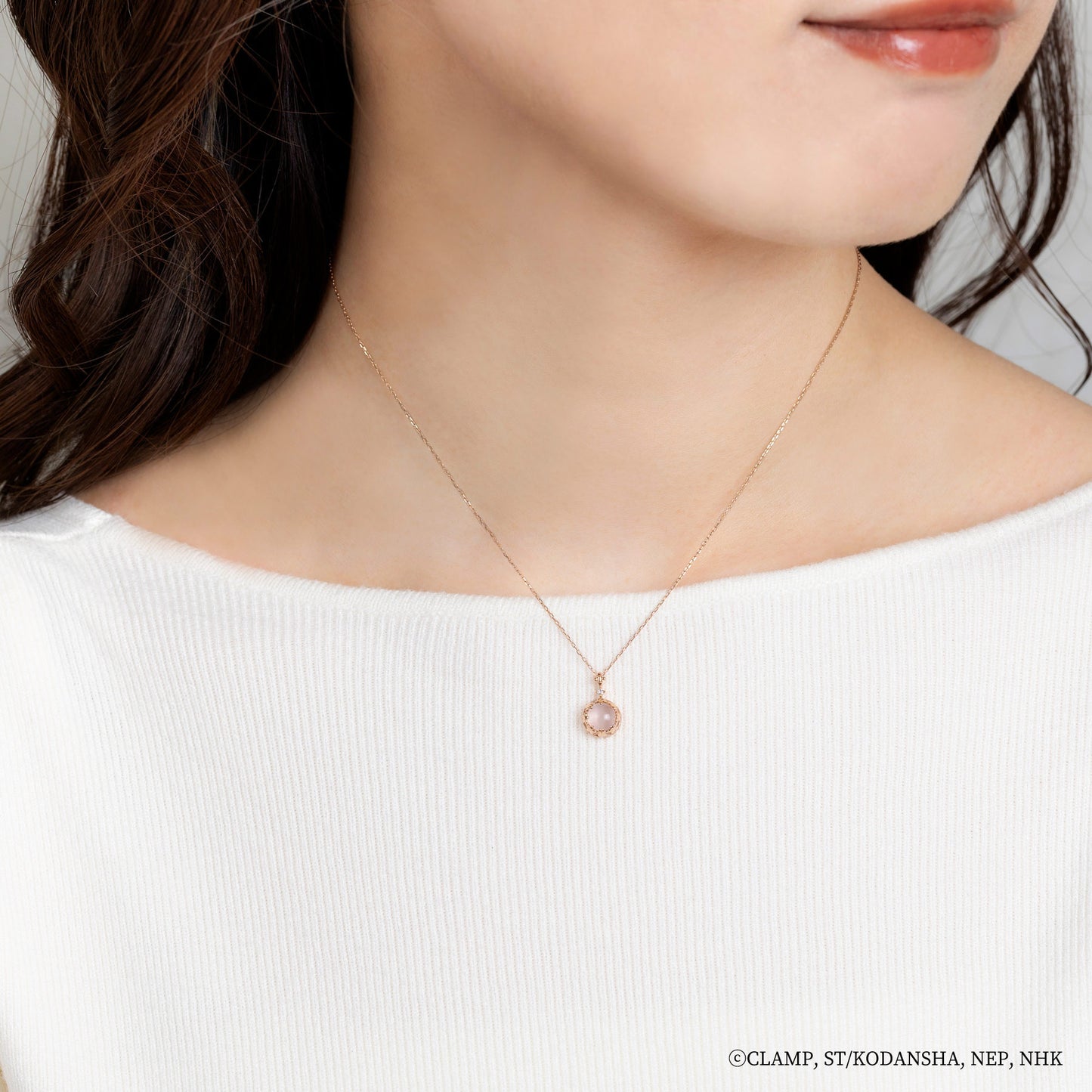 Cardcaptor Sakura - 10K Necklace (Sakura x Tomoyo) - Model Image