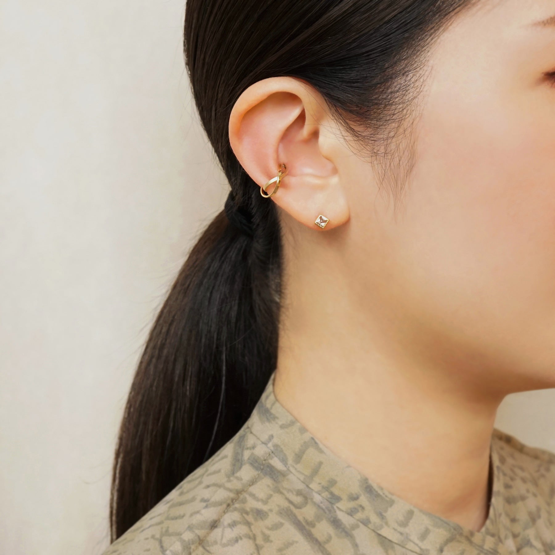 10K Yellow Gold Bi-Textured Ear Cuff - Model Image