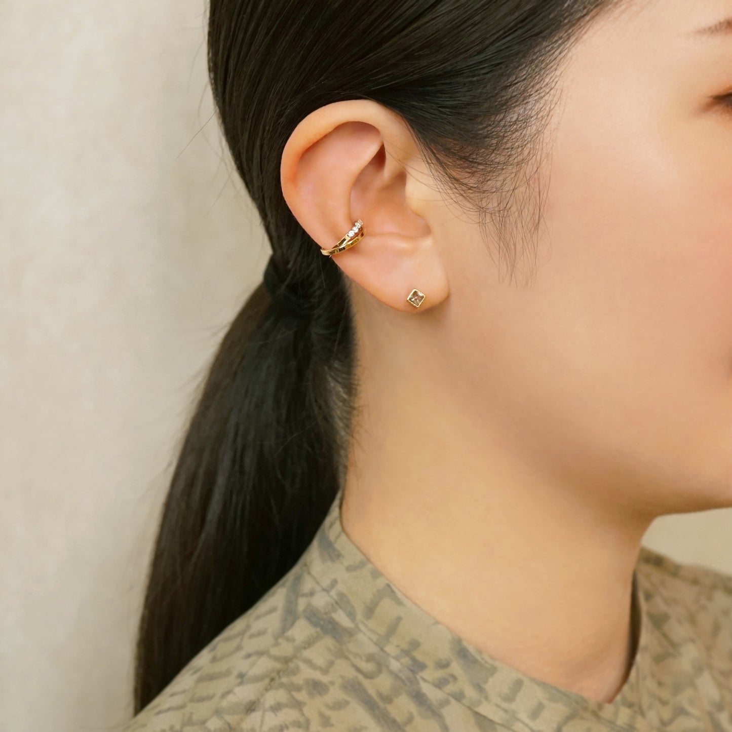 10K Yellow Gold Glittering Ear Cuff - Model Image