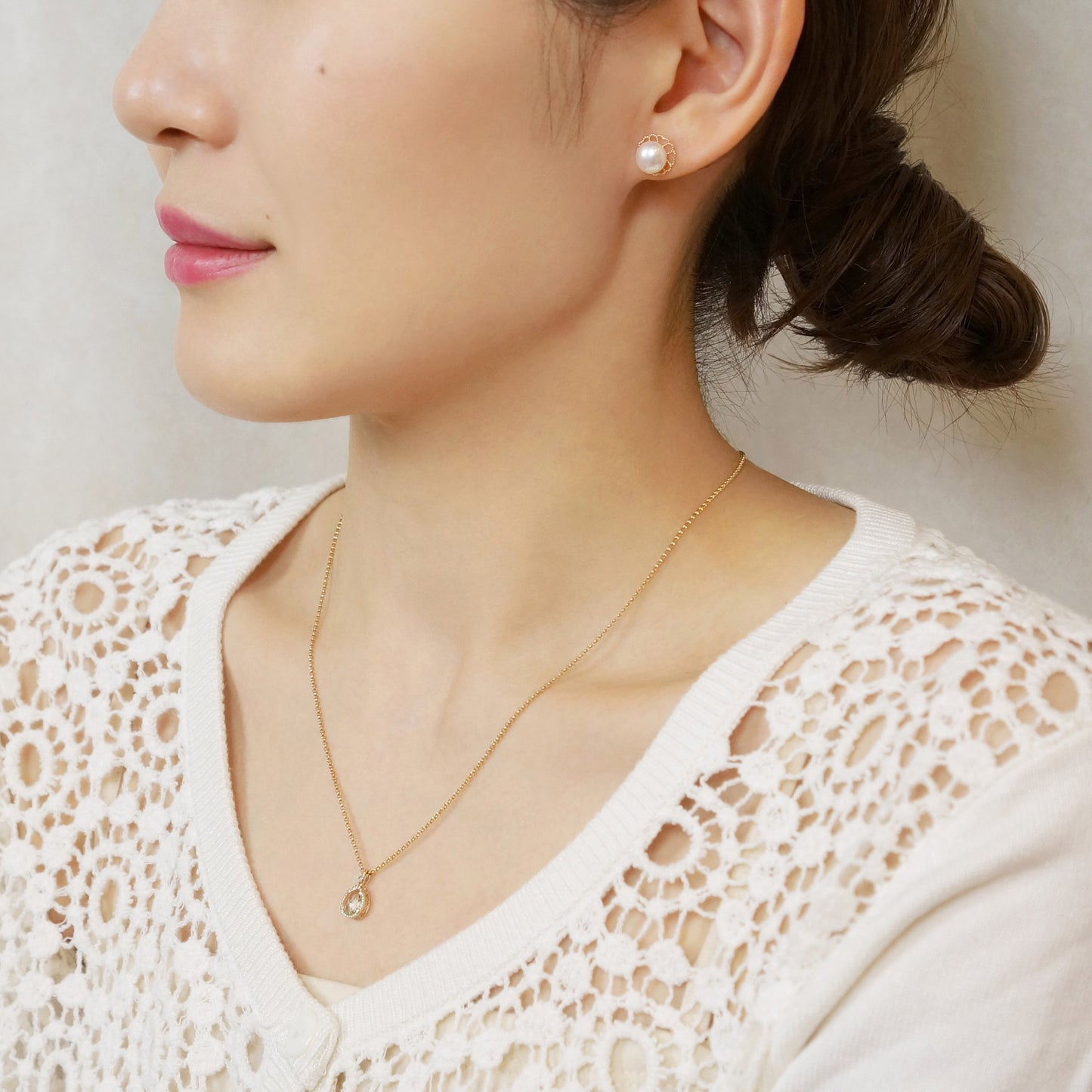 [GARDEN] 925 Sterling Silver Half Round Chain 45cm (Yellow Gold) - Model Image