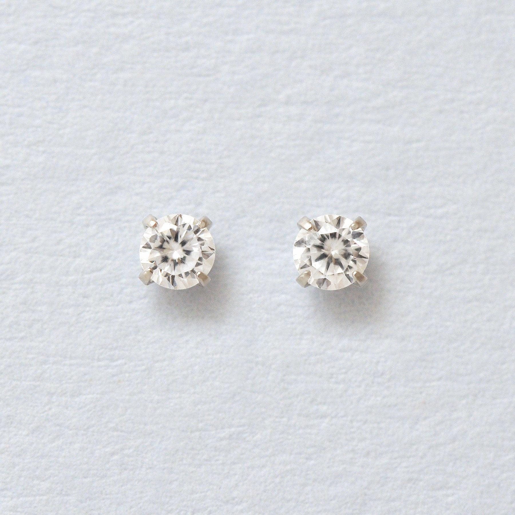 [Second Earrings] Platinum Cubic Zirconia Earring - Product Image