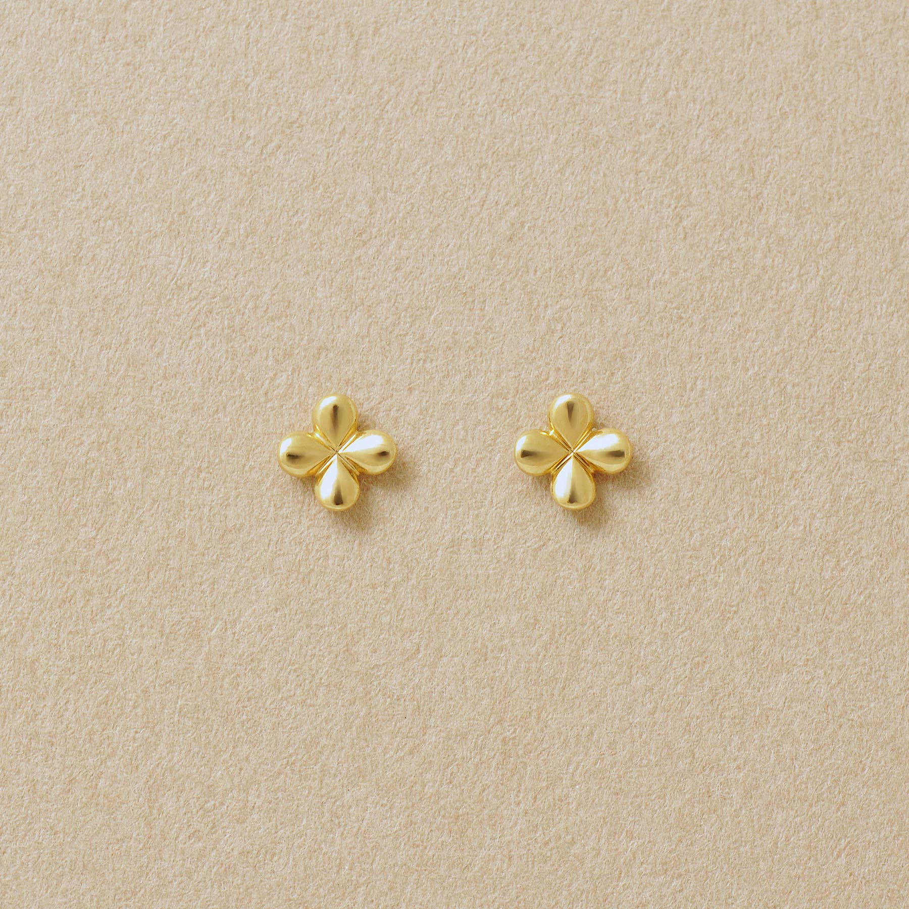 Stylish Square Stud Earrings - KuberBox.com