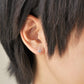 [Second Earrings] Platinum Swiss Blue Topaz Square Earrings - Model Image