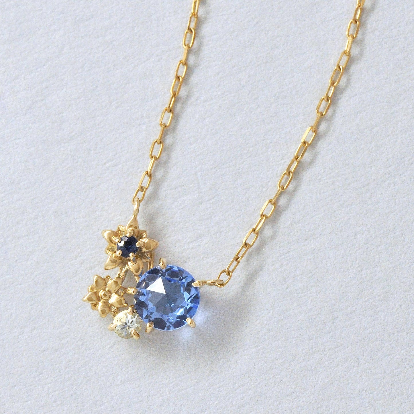 [Birth Flower Jewelry] September Gentian Necklace (Yellow Gold) - Product Image