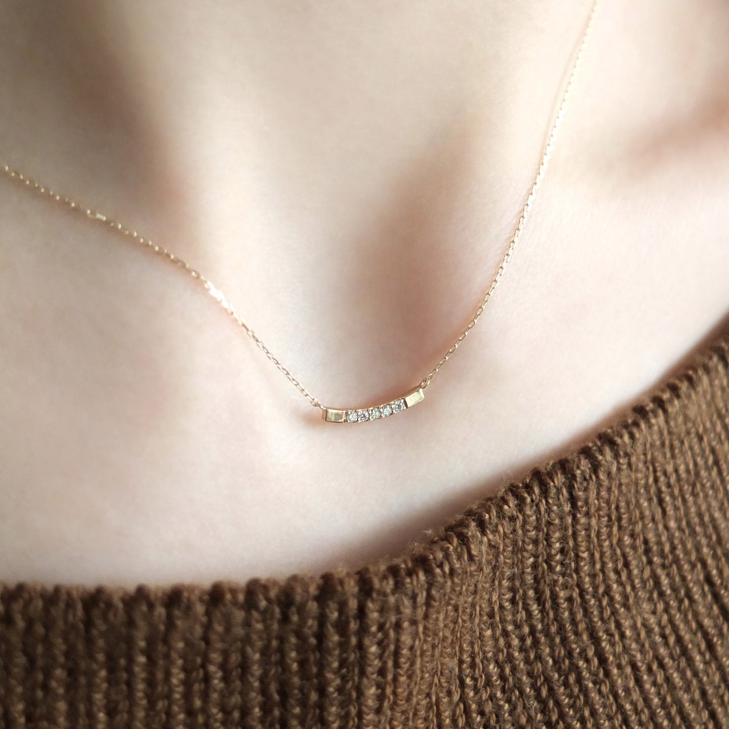 10K Yellow Gold Diamond Arch Necklace - Model Image